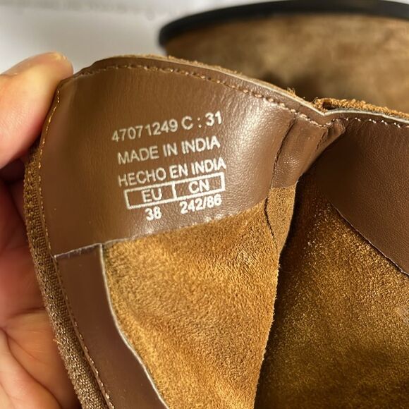 NWT MNG aka Mango “Larson” suede ankle boots - Picture 8 of 11